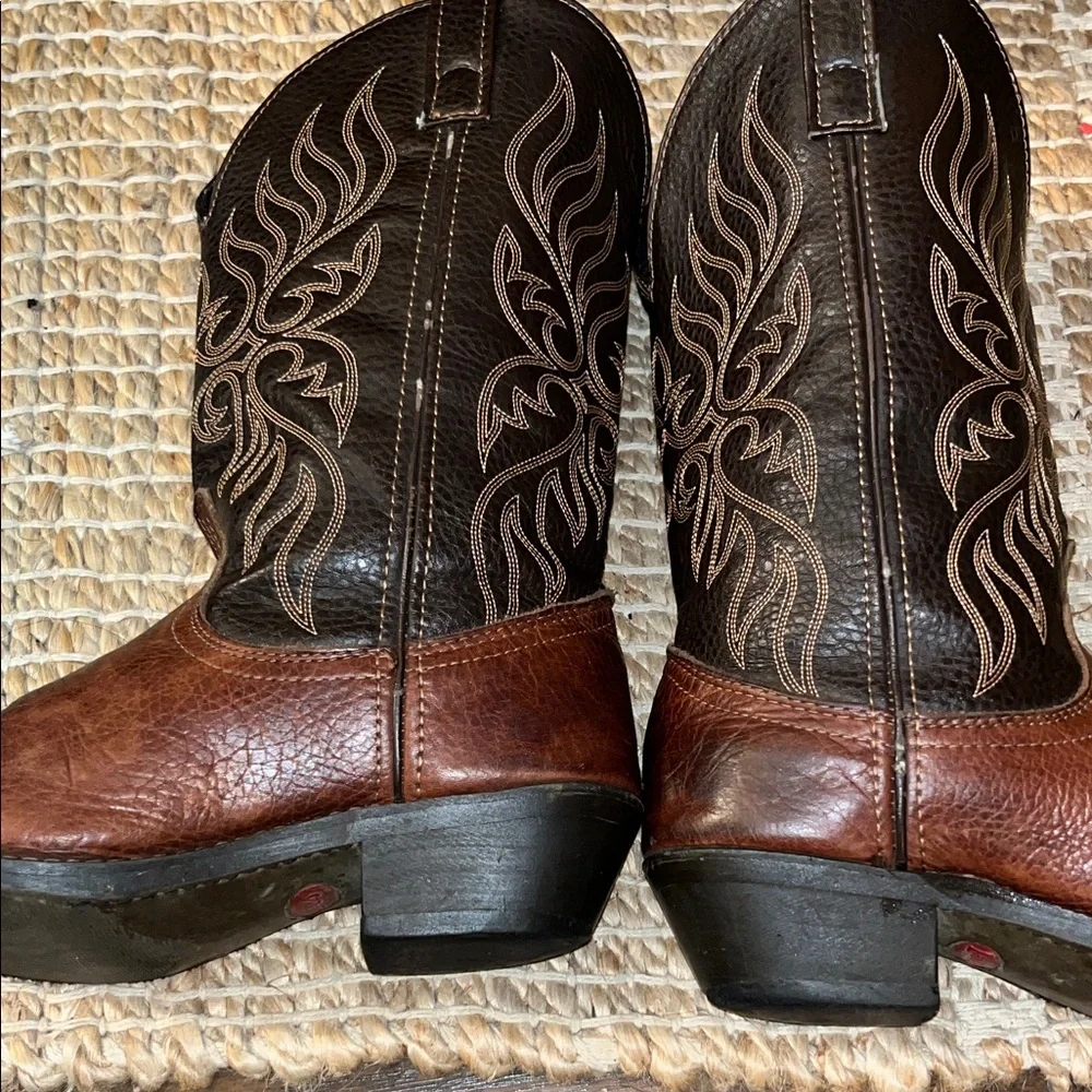 Women’sBrown Western Cowboy Boots - Classic Two-Tone Leather - Picture 7 of 10